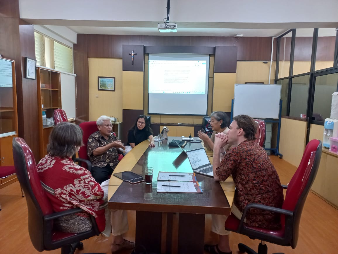 Riset Kolaborasi Bersama Dr. Bart Jansen, Nyenrode University Image