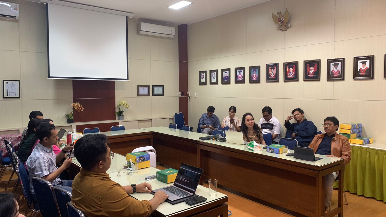 Evaluasi Tim Multimedia dan Publikasi Image