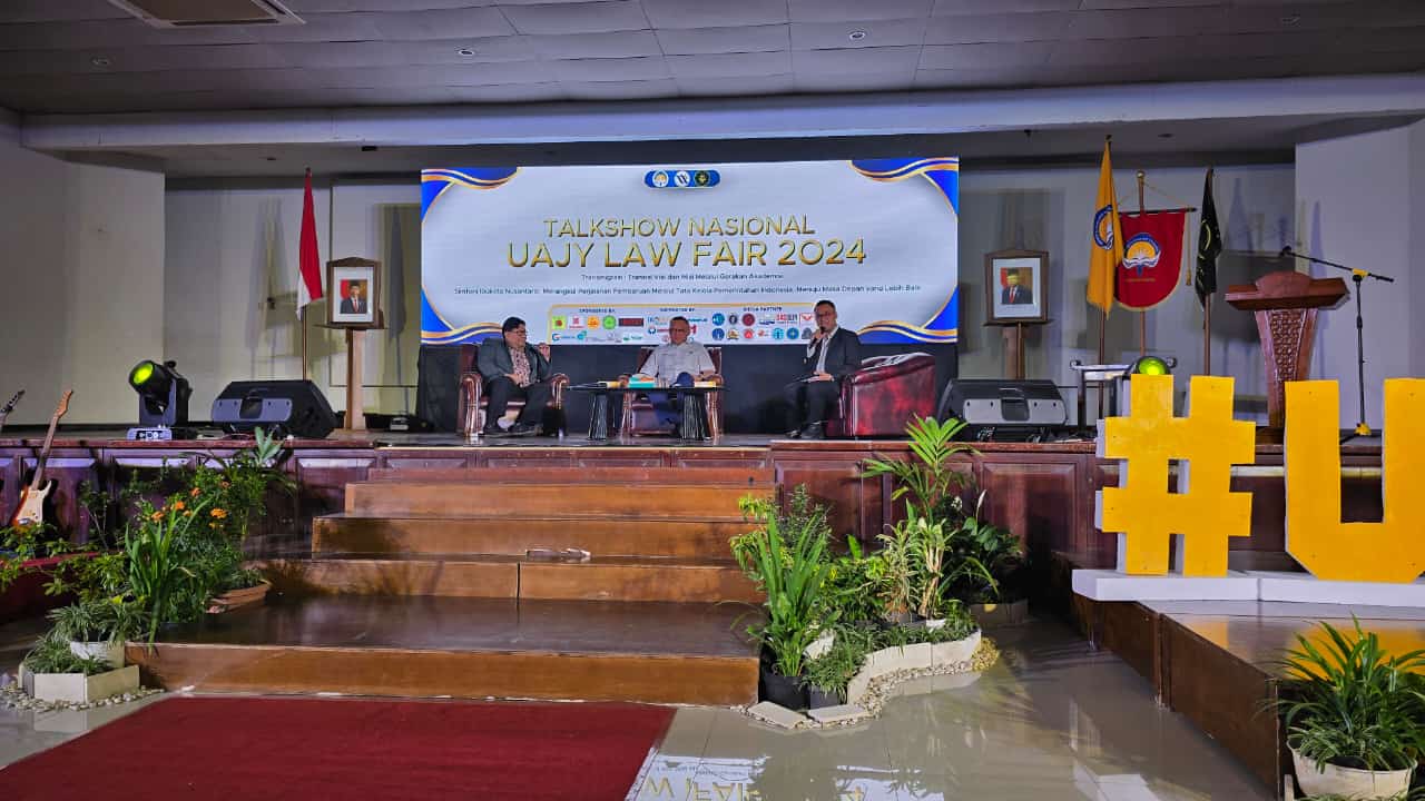 Tantangan dan Progres Ibu Kota Nusantara dalam Talkshow UAJY Law Fair 2024 Image