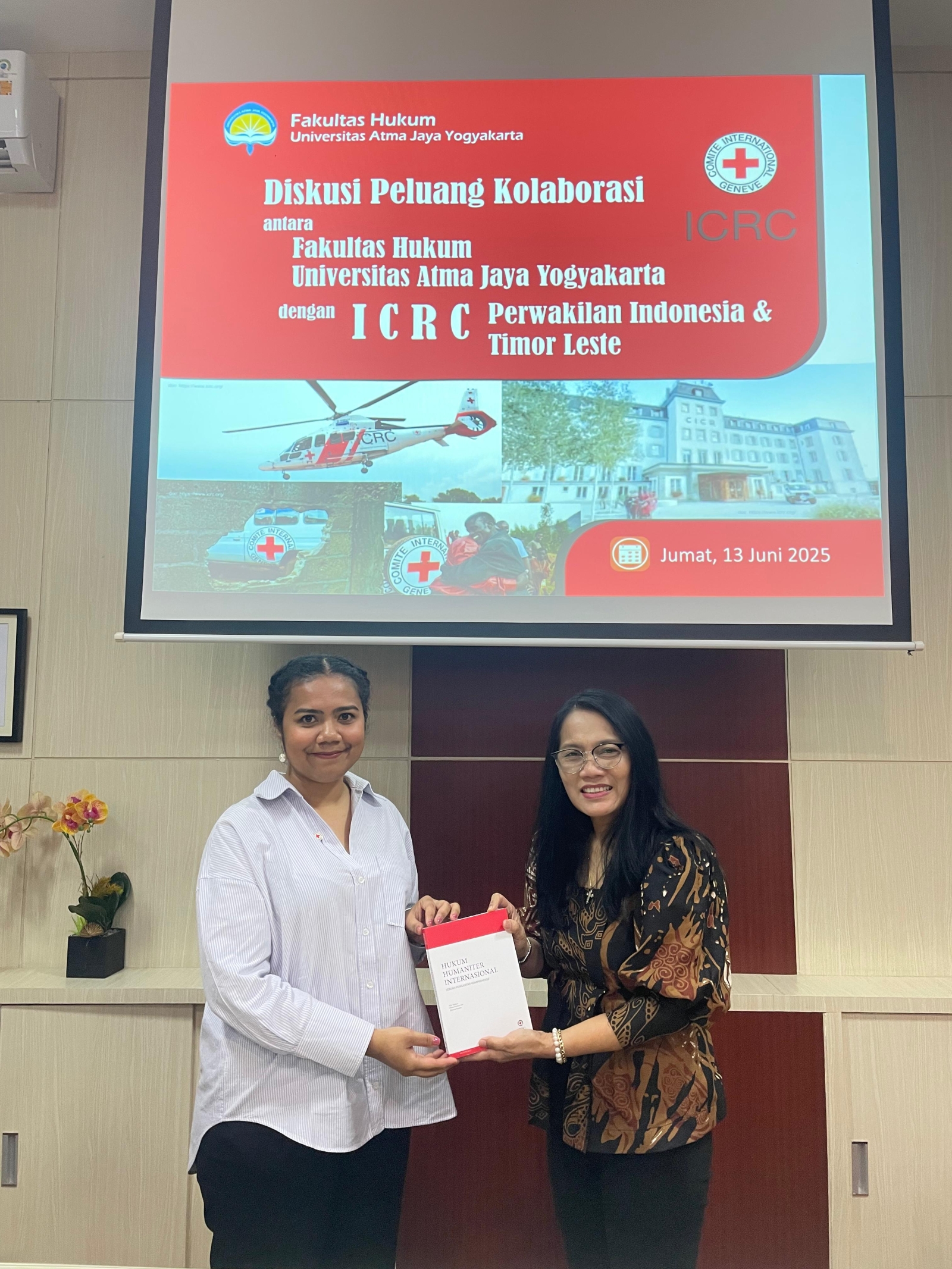 Diskusi Peluang Kolaborasi antara Fakultas Hukum Universitas Atma Jaya Yogyakarta dengan ICRC Image