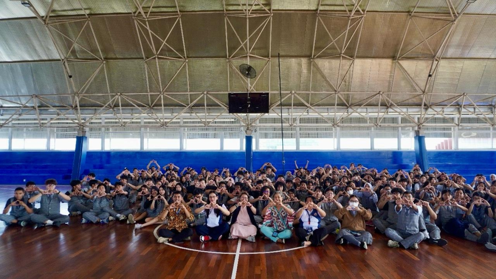 Kolaborasi FH UAJY Dengan NEUST Philippines Selenggarakan Sosialisasi Anti Bullying, Drug Education, Cybersecurity, dan Sexual Abuse Awareness Image